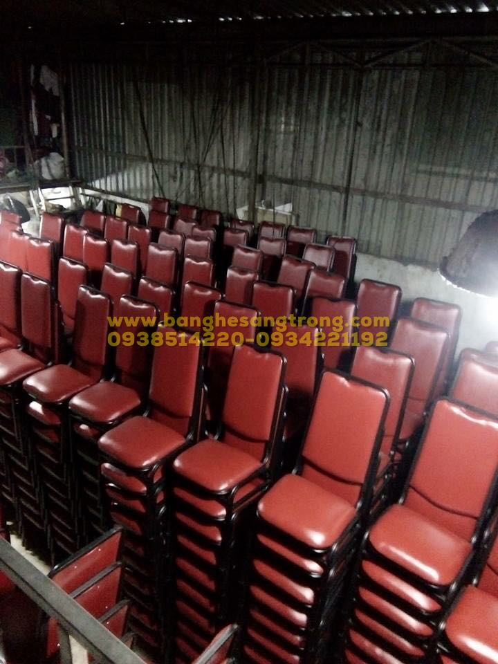 Ghế sắt nhà hàng - Làm hài lòng bạn và cả khách hàng