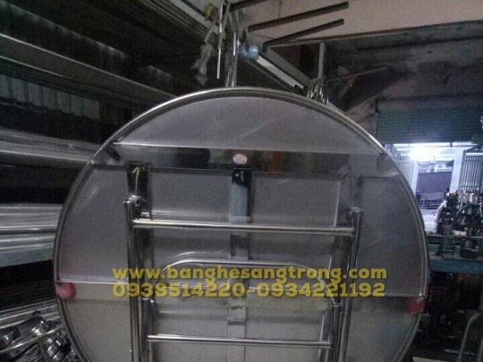 Những phương pháp vệ sinh bàn inox 304 vô cùng hiệu quả